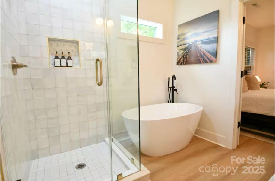 Master Ensuite Bathroom