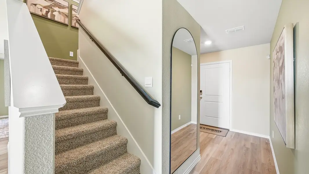 Image 39 representing the FRANKLIN by D.R. Horton in Hickory Grove, Krum, TX. Image 39 representing the FRANKLIN by D.R. Horton in Hickory Grove, Krum, TX.