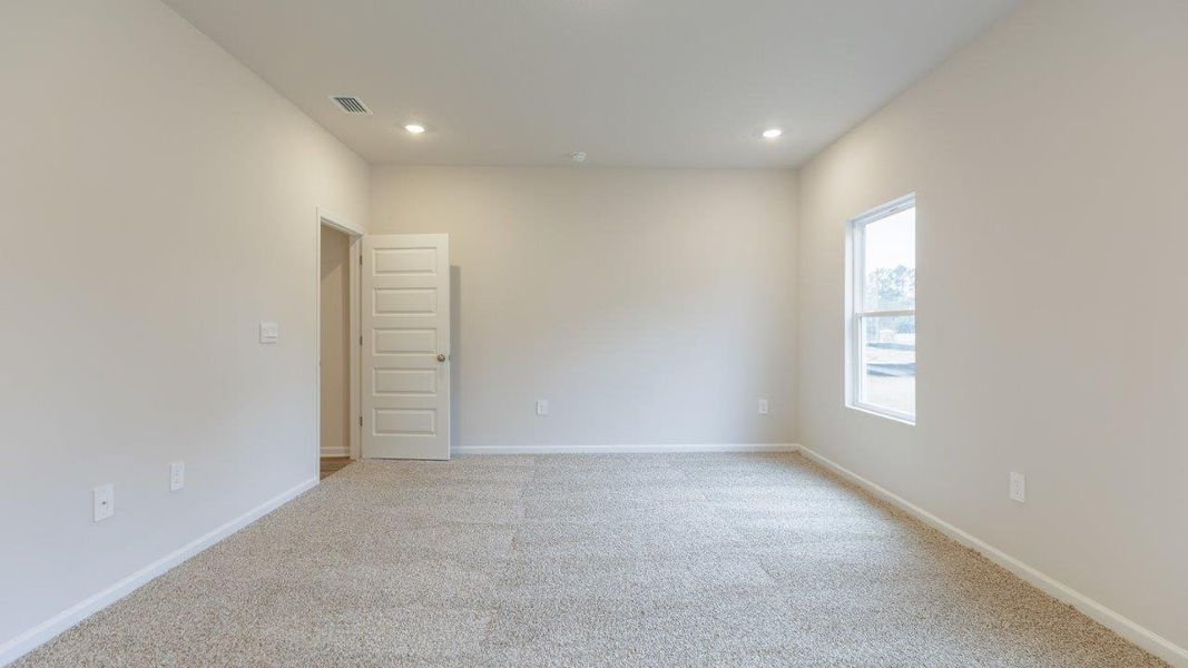 Representative unfurnished interior of a home built from the Plan by D.R. Horton in Greystone, Crawfordville (Image 18). Representative unfurnished interior of a home built from the Plan by D.R. Horton in Greystone, Crawfordville (Image 18).
