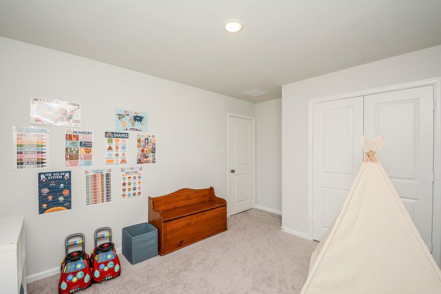Furnished interior view inside a new home in Granger Pines, Conroe (Image 27).