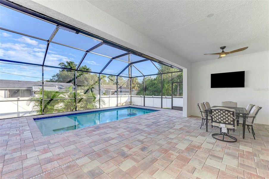 Exterior details and patio area of a home in , North Port (Image 26).