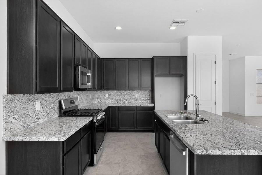 Furnished interior view inside a new home in Estrella, Goodyear (Image 8).