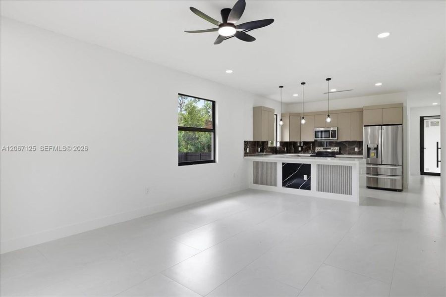 Image 35 of a home in .