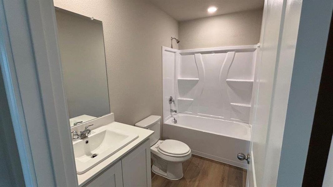 Furnished interior view inside a new home in Hickory Grove, Krum (Image 5).