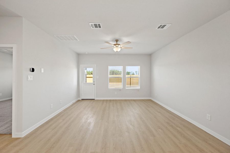 Spacious, unfurnished interior of a new home in Northpark South, Porter (Image 16). Spacious, unfurnished interior of a new home in Northpark South, Porter (Image 16).