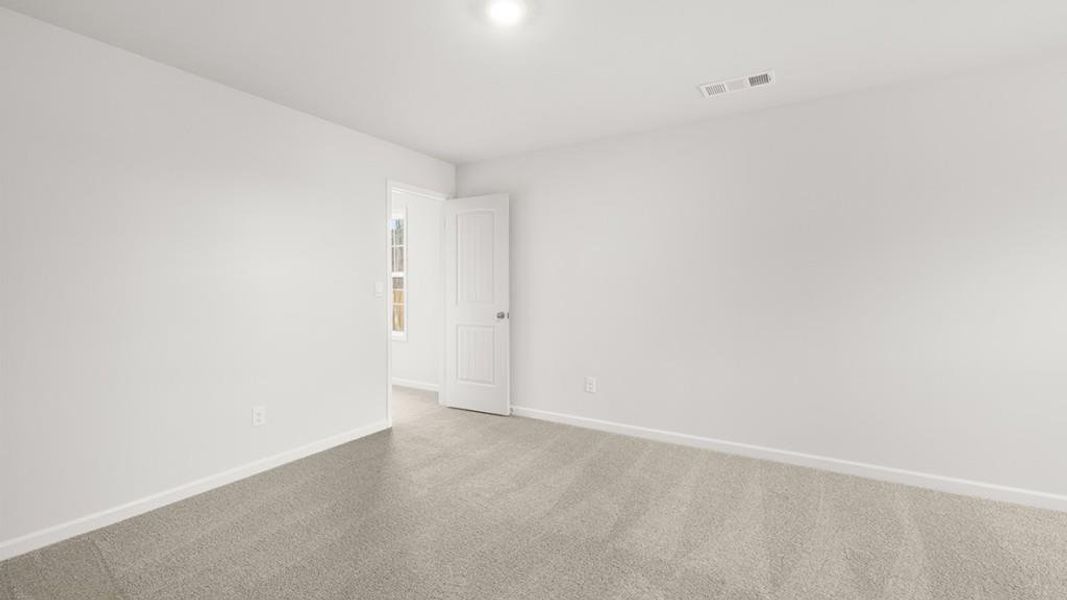 Spacious, unfurnished interior of a new home in Butner Estates, South Fulton (Image 38).