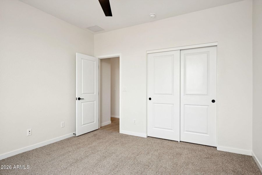 27-web-or-mls-20122-w-hazelwood-st