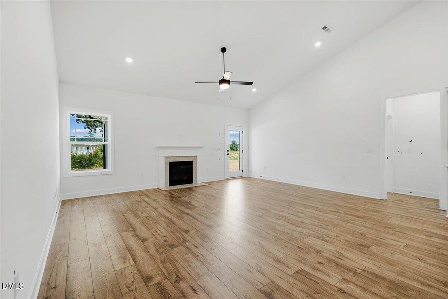 12-108 Brighton St-12 12-108 Brighton St-12