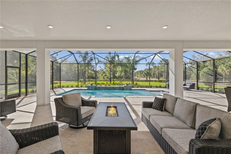 Exterior details and patio area of a home in , Tarpon Springs (Image 31). Exterior details and patio area of a home in , Tarpon Springs (Image 31).