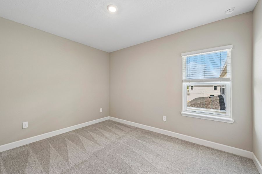 Spacious, unfurnished interior of a new home in Firethorn, Parrish (Image 18).