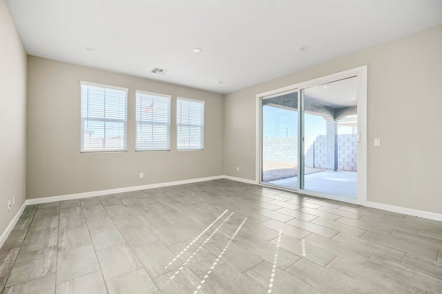 3br New Home in San Tan Valley, AZ.  - Slide 8