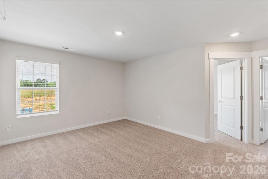 Spacious, unfurnished interior of a new home in , Winston-Salem (Image 13).