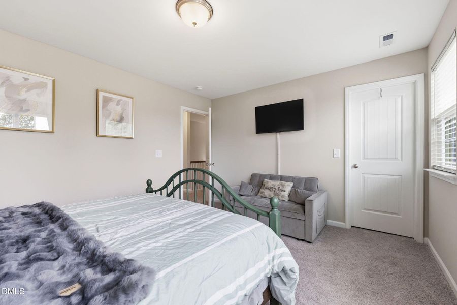 25-web-or-mls-_2041790
