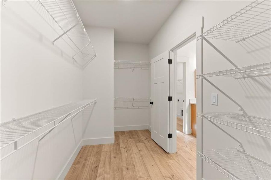 Spacious, unfurnished interior of a new home in , Cleveland (Image 41).