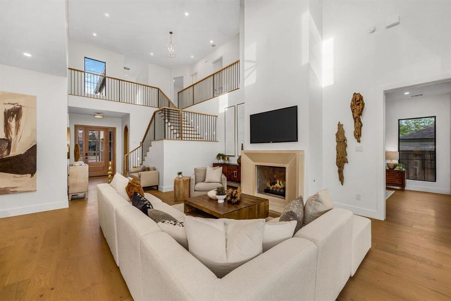 Furnished interior view inside a new home in , Dallas (Image 37).