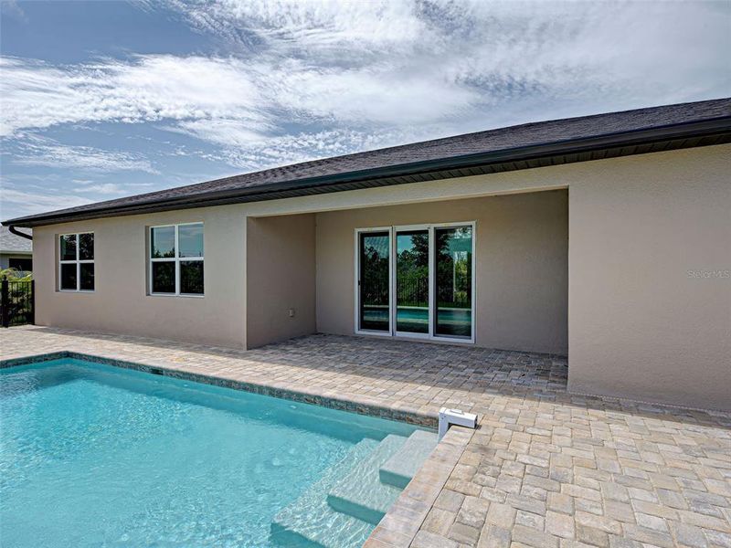 Exterior details and patio area of a home in , Port Charlotte (Image 31).
