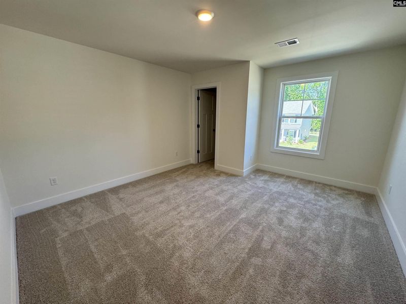 Spacious, unfurnished interior of a new home in Boykin Hills, Chapin (Image 21). Spacious, unfurnished interior of a new home in Boykin Hills, Chapin (Image 21).