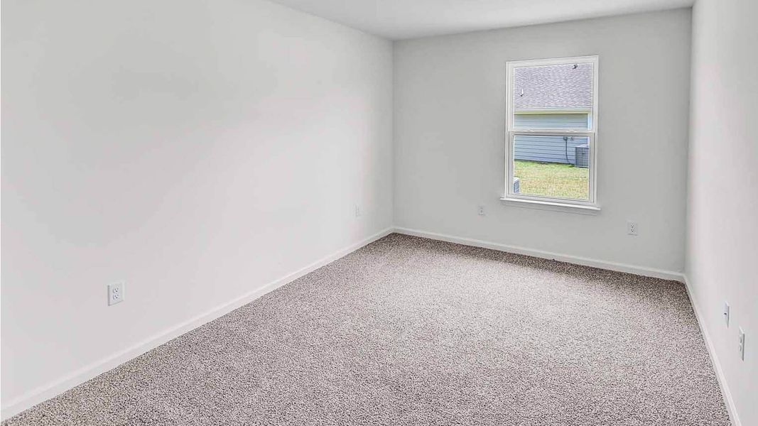 Representative unfurnished interior of a home built from the Lismore by D.R. Horton in Ashton Park Phase III, Freeport (Image 21).