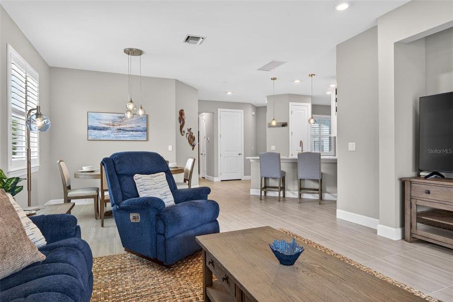 Furnished interior view inside a new home in , Englewood (Image 55).