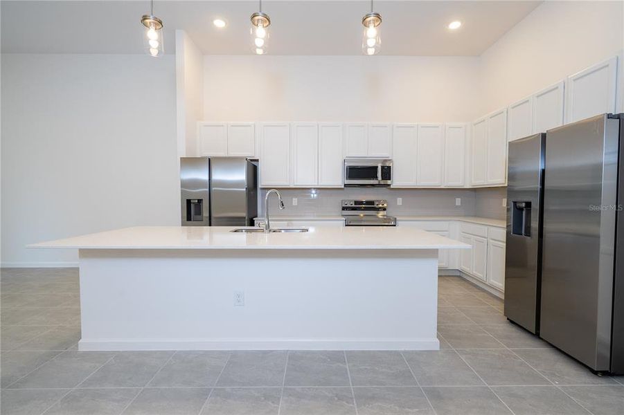 Furnished interior view inside a new home in , Orlando (Image 17).