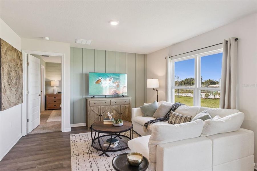 Furnished interior view inside a new home in Magnolia Pointe, Umatilla (Image 5).