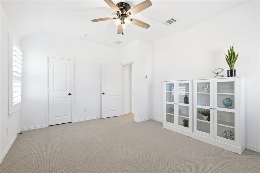 Spacious, unfurnished interior of a new home in , Haslet (Image 19).