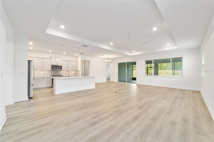 Spacious, unfurnished interior of a new home in , Ocala (Image 18).