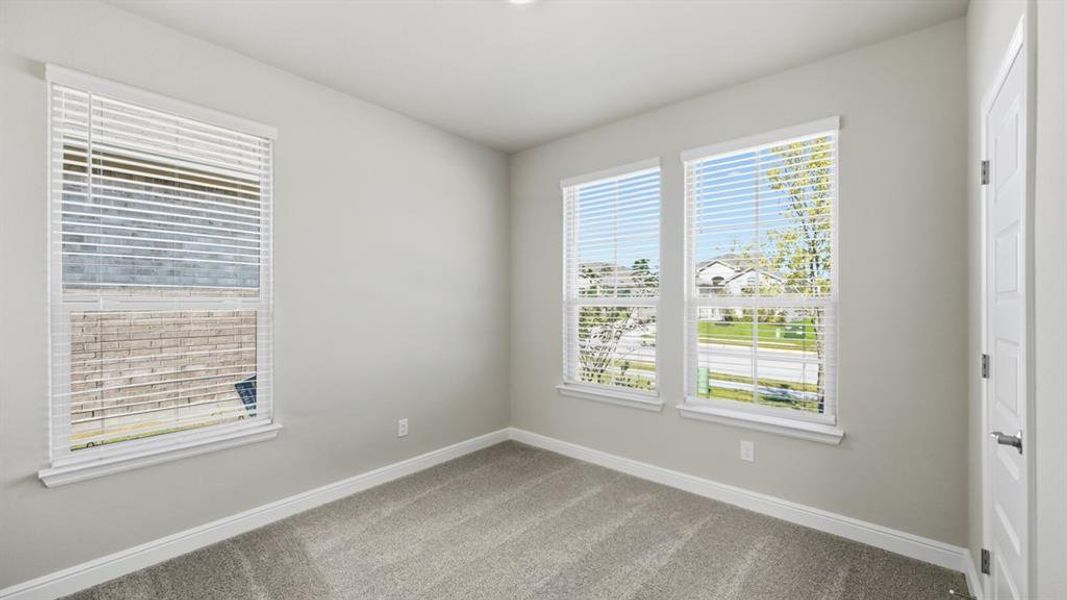 Spacious, unfurnished interior of a new home in Legado, Cleburne (Image 14).