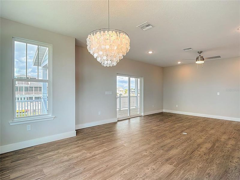 Spacious, unfurnished interior of a new home in , Hernando Beach (Image 39).