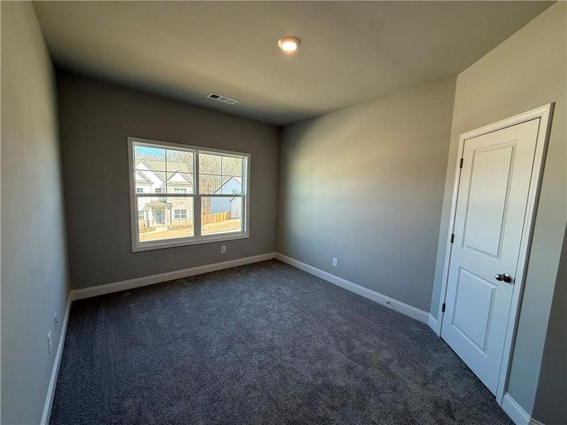 Spacious, unfurnished interior of a new home in Hidden Fields, Hoschton (Image 29).