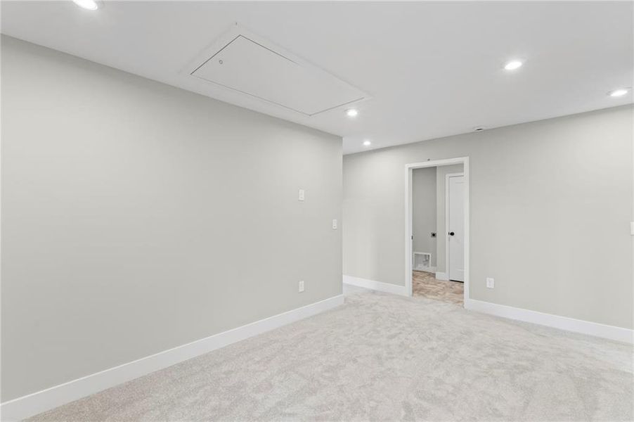 Spacious, unfurnished interior of a new home in Twin Lakes, Hoschton (Image 22).