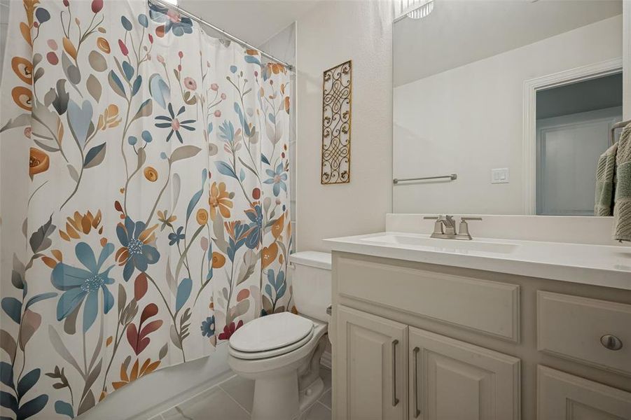 Furnished interior view inside a new home in Harvest, Northlake (Image 33). Furnished interior view inside a new home in Harvest, Northlake (Image 33).