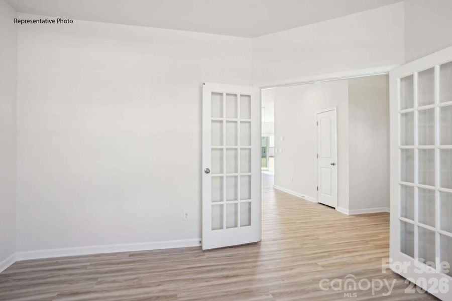 Spacious, unfurnished interior of a new home in Granite Falls, Lancaster (Image 25).