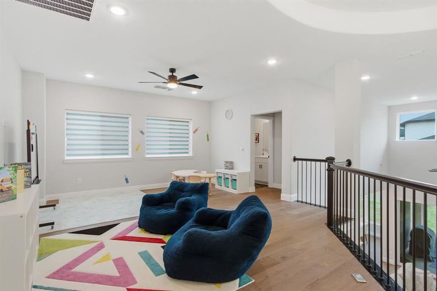 Furnished interior view inside a new home in , Copper Canyon (Image 28).