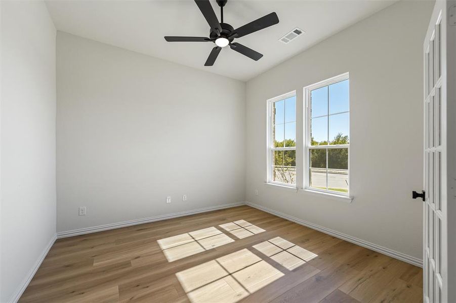 Spacious, unfurnished interior of a new home in Morningstar, Aledo (Image 28). Spacious, unfurnished interior of a new home in Morningstar, Aledo (Image 28).