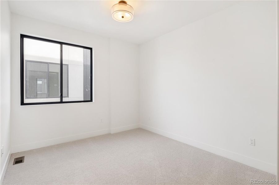 Spacious, unfurnished interior of a new home in , Denver (Image 22).