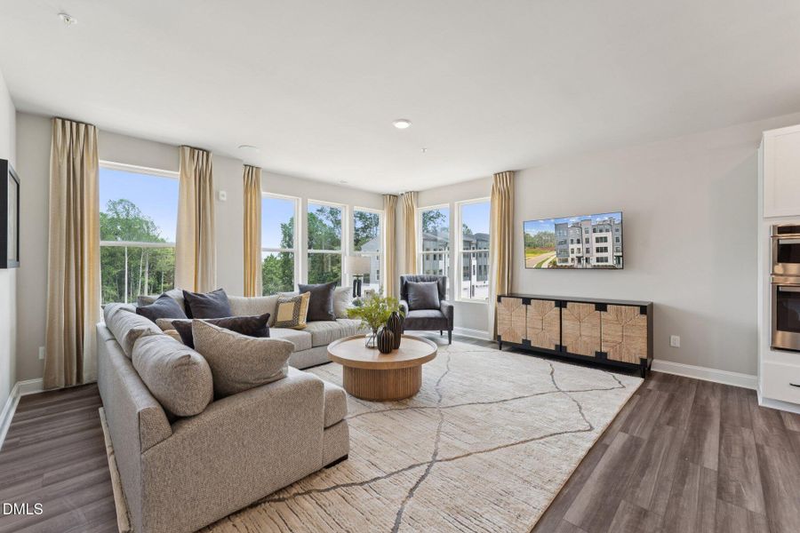 14-web-or-mls-DSC08144 14-web-or-mls-DSC08144