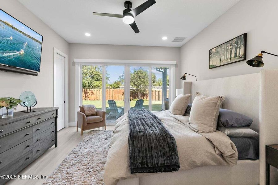 Furnished interior view inside a new home in , Jacksonville Beach (Image 18).