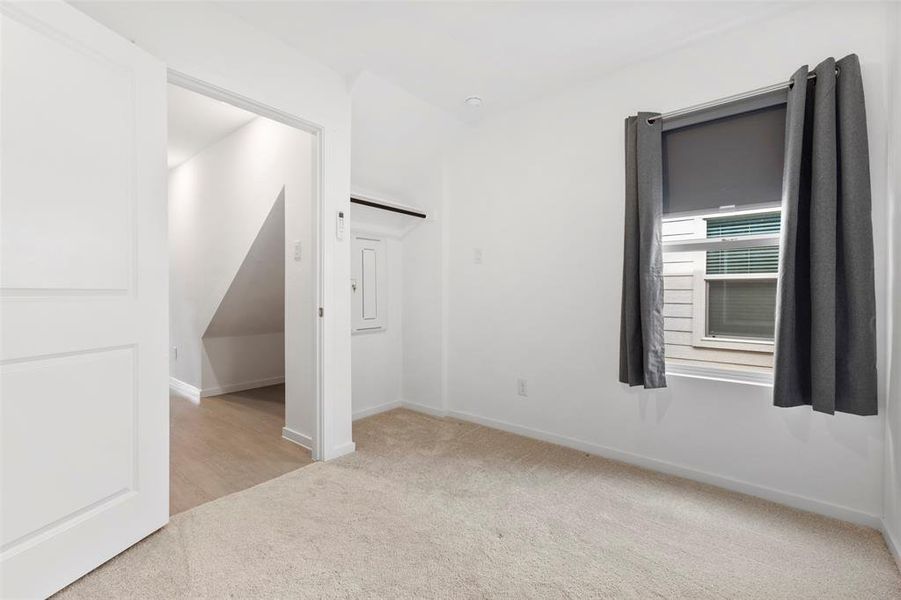 Spacious, unfurnished interior of a new home in Tillage Farms, Princeton (Image 19). Spacious, unfurnished interior of a new home in Tillage Farms, Princeton (Image 19).