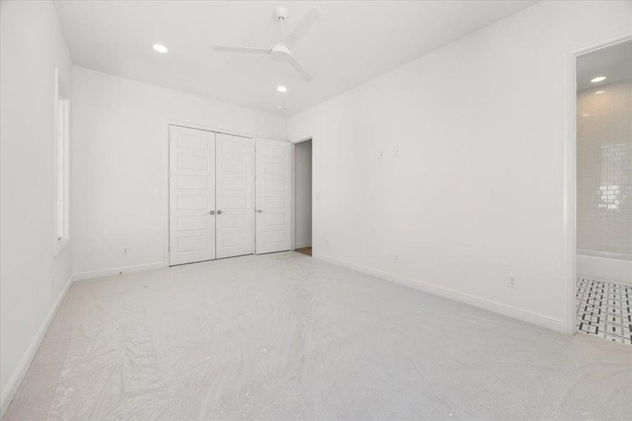 Spacious, unfurnished interior of a new home in Montrachet, Fort Worth (Image 20).