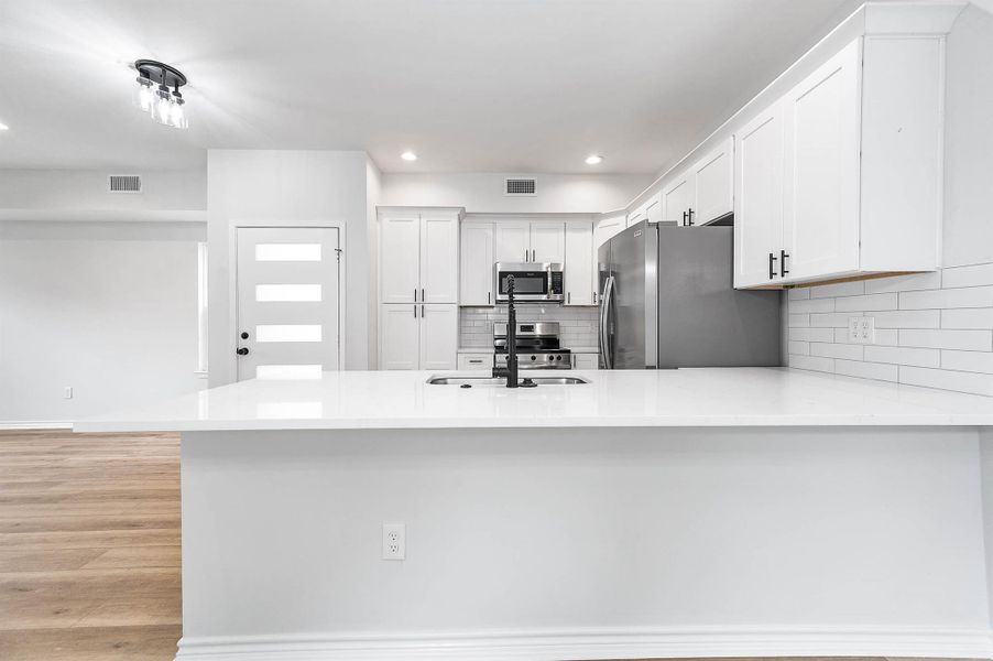 Unit A Breakfast Bar