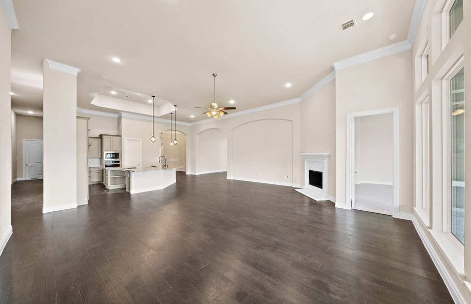 Representative unfurnished interior of a home built from the 4082 by Ravenna Homes in Artavia 70′, Conroe (Image 24).