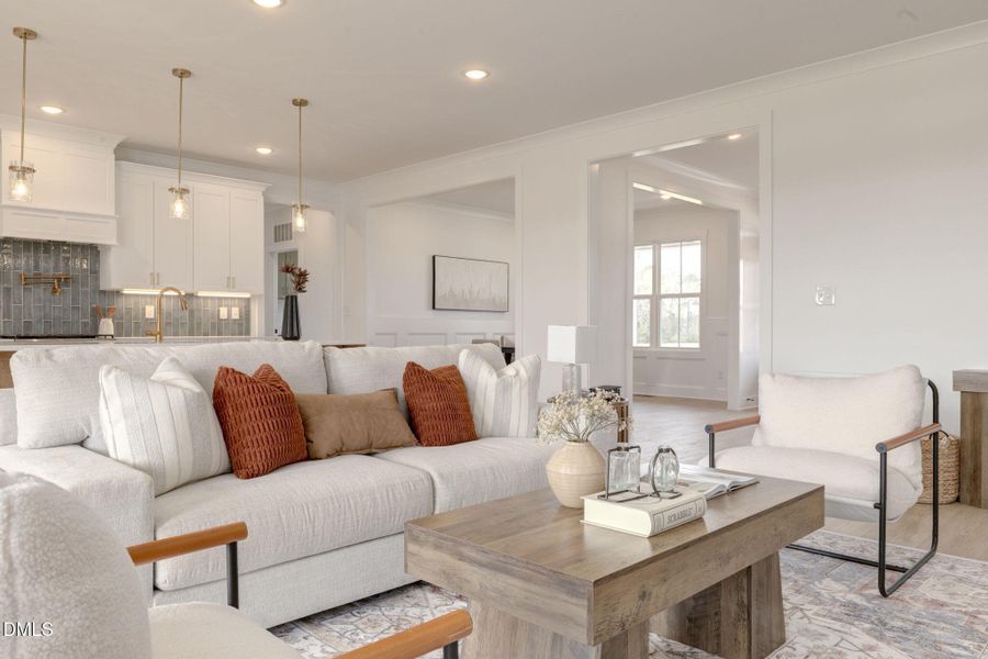 30-web-or-mls-Roombiance30