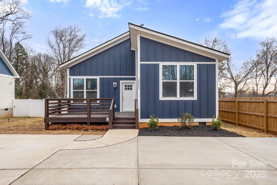 Image 43 of a home in .