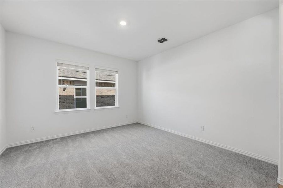 2609 Glacier Road ~ Ready Now