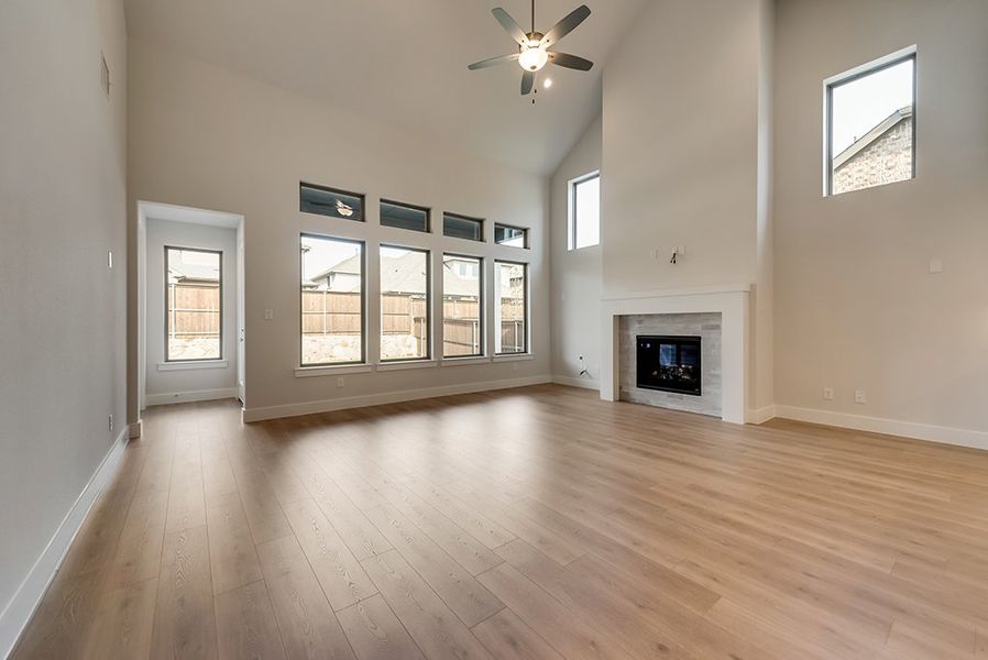 Representative unfurnished interior of a home built from the Anson - SH 4437 by Shaddock Homes in Grand Oaks at Green Meadows - 50', Celina (Image 16). Representative unfurnished interior of a home built from the Anson - SH 4437 by Shaddock Homes in Grand Oaks at Green Meadows - 50', Celina (Image 16).