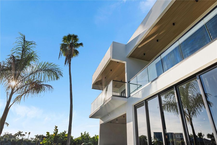 Front exterior of a new home in , Wilton Manors, FL, highlighting curb appeal (Image 22).