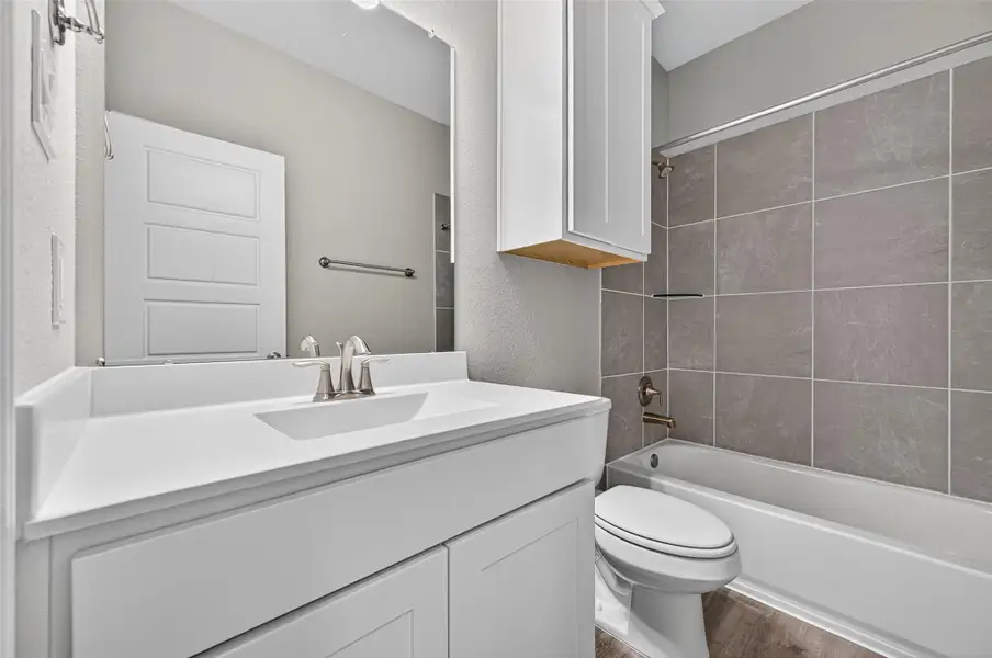 Image 44 of a home in Cypress Green.