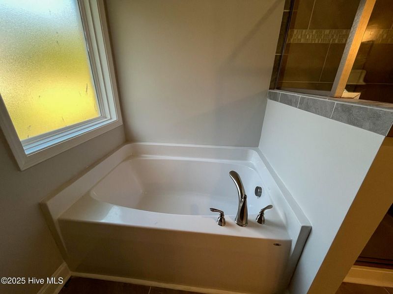 Close-up of interior finishes inside a home in Palmetto Creek, Bolivia (Image 12). Close-up of interior finishes inside a home in Palmetto Creek, Bolivia (Image 12).