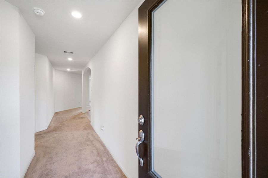 Spacious, unfurnished interior of a new home in Bauer Landing, Hockley (Image 14).